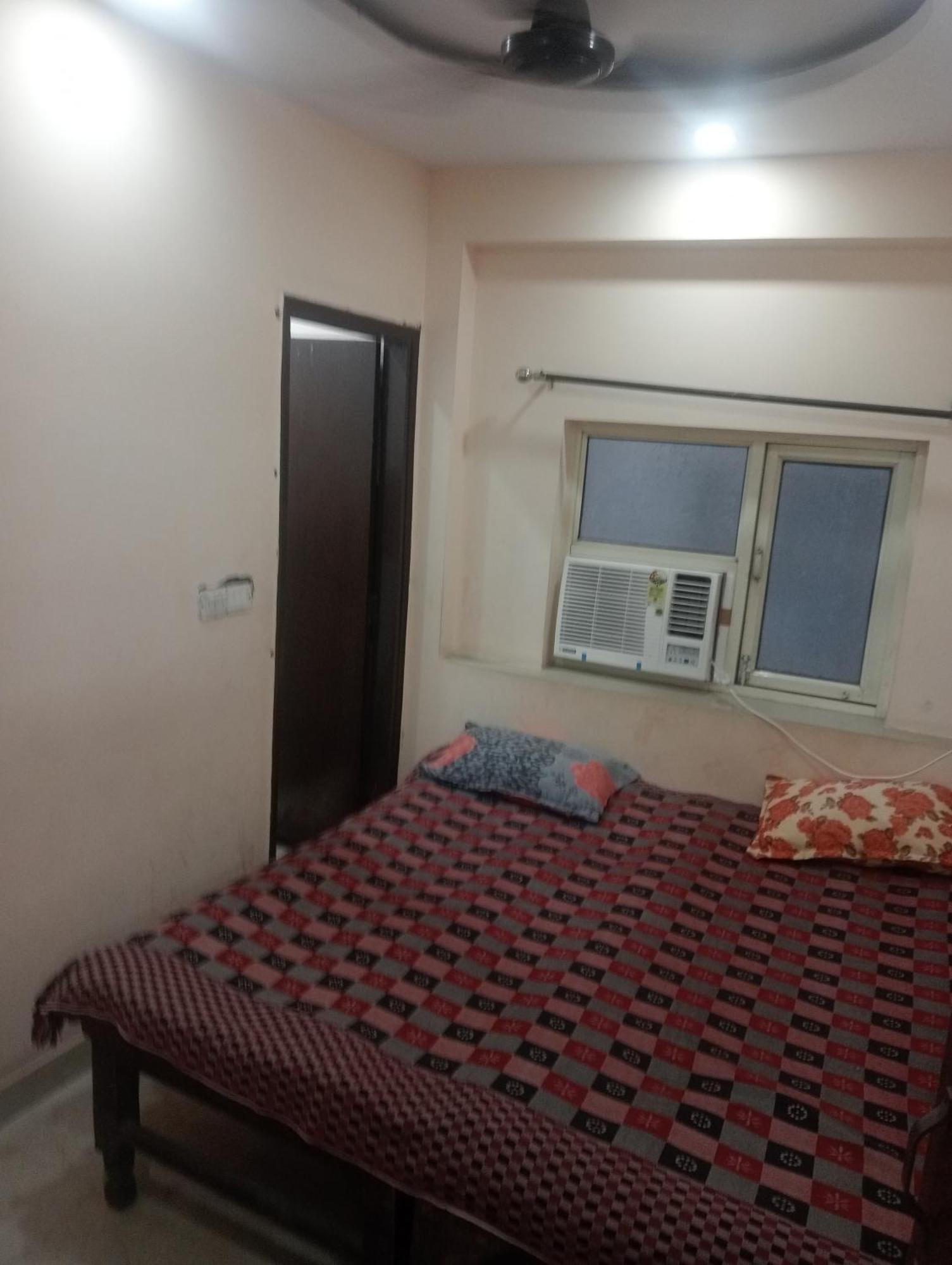 Ever Green Guest House Travel & Pg New Delhi Eksteriør billede